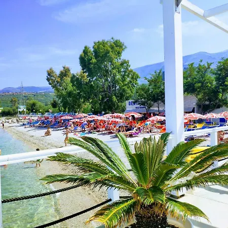 Beach Wlora